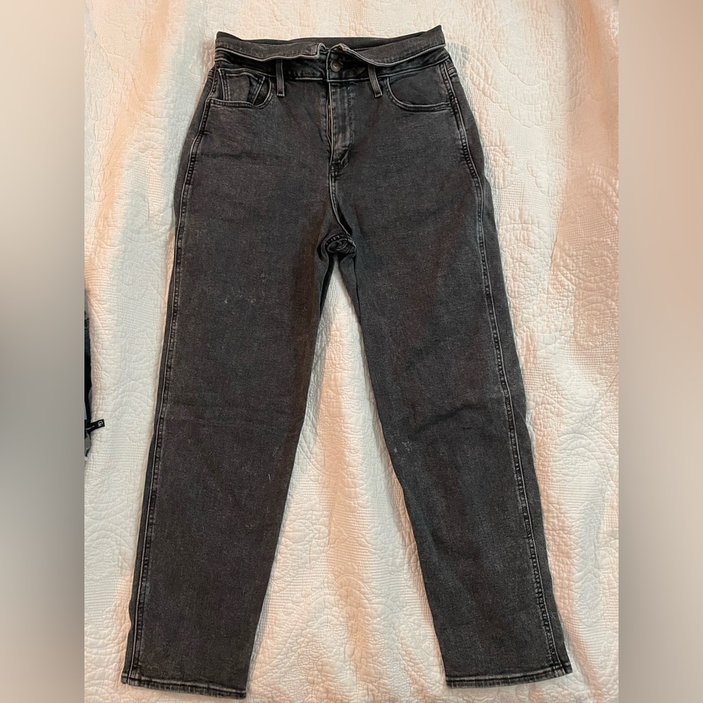 Hollister acid wash high rise mom jean size 7